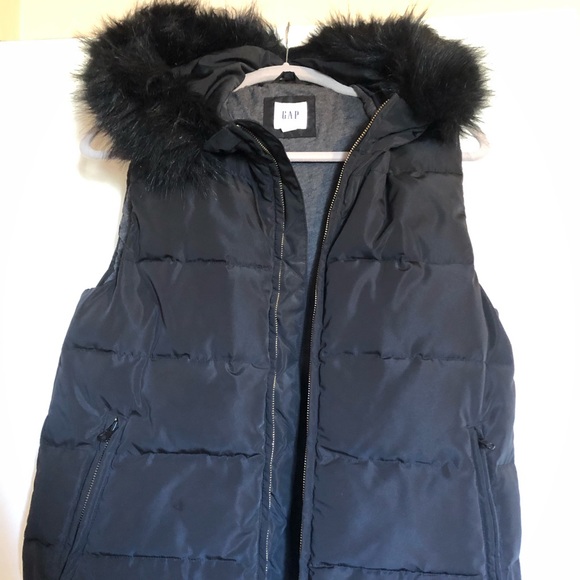 GAP Jackets & Blazers - GAP Puffer Vest with snap on faux fur